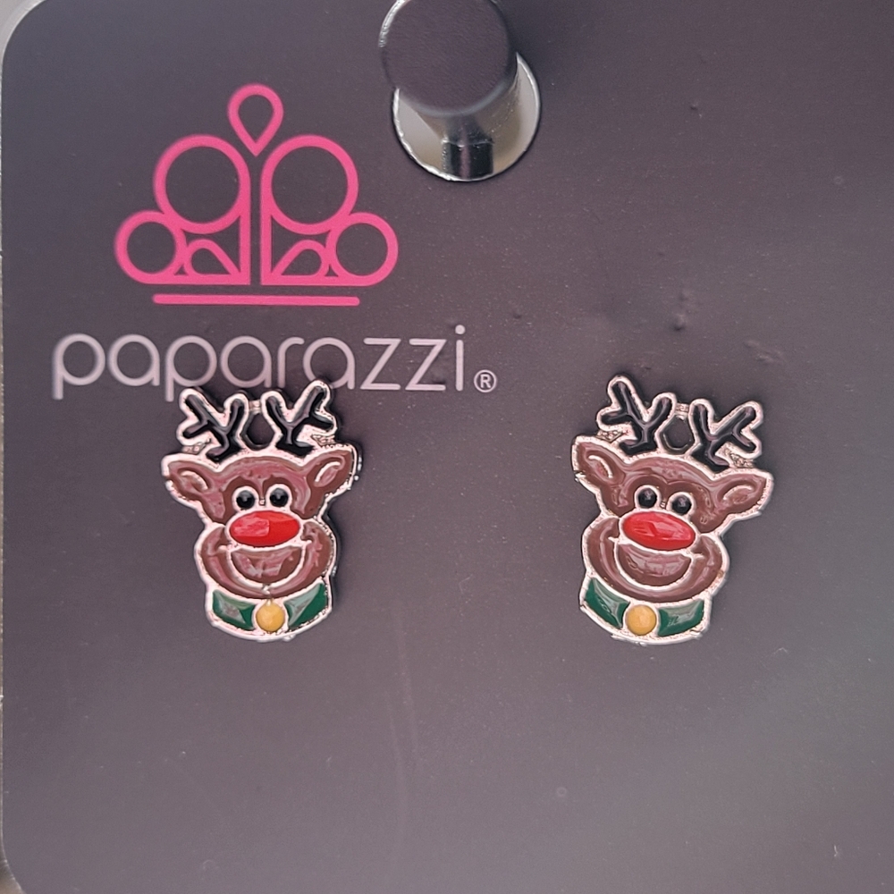 5/$25💎 Jolly Reindeer Earrings
